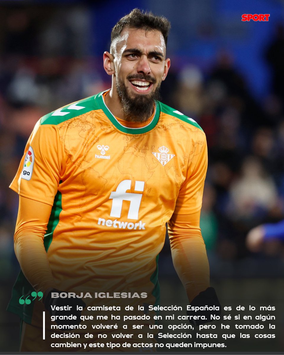 sport's tweet photo. 🚨  𝐔́𝐋𝐓𝐈𝐌𝐀 𝐇𝐎𝐑𝐀 | Borja Iglesias renuncia a la Selección hasta que no cambien las cosas:

😢 "Estoy triste y decepcionado"

🇪🇸 "He tomado la decisión de no volver a la Selección hasta que las cosas cambien"

👏 "Por un fútbol más justo, humano y decente" https://t.co/mfwnwQylWj