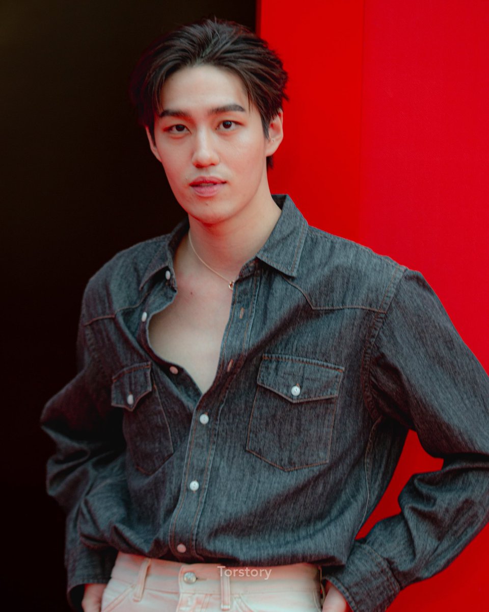 Tor_Story's tweet photo. วันศุกร์สีแดง 🥺💕✨💄
#CodeCouleur #CHANELMAKEUP https://t.co/MZEwqvUKCX