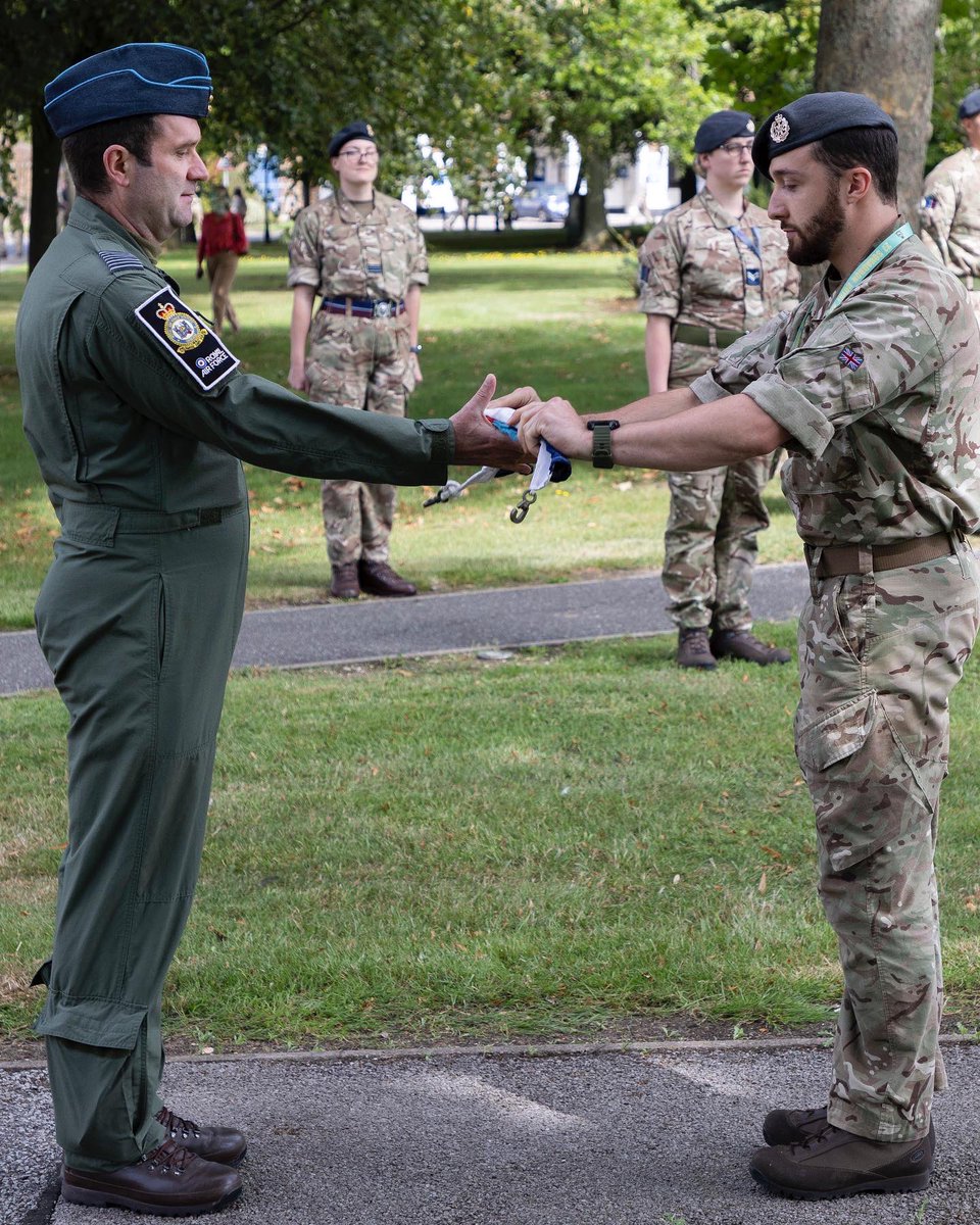 Today we bid a fond farewell to our Station Commander, Gp Capt McGurk, and welcome our new Station Commander, Gp Capt Roberts. Gp Capt McGurk took over as Stn Cdr in Aug 2021. Under his command the Chinook Force has deployed all over the world in support of Defence Commitments.