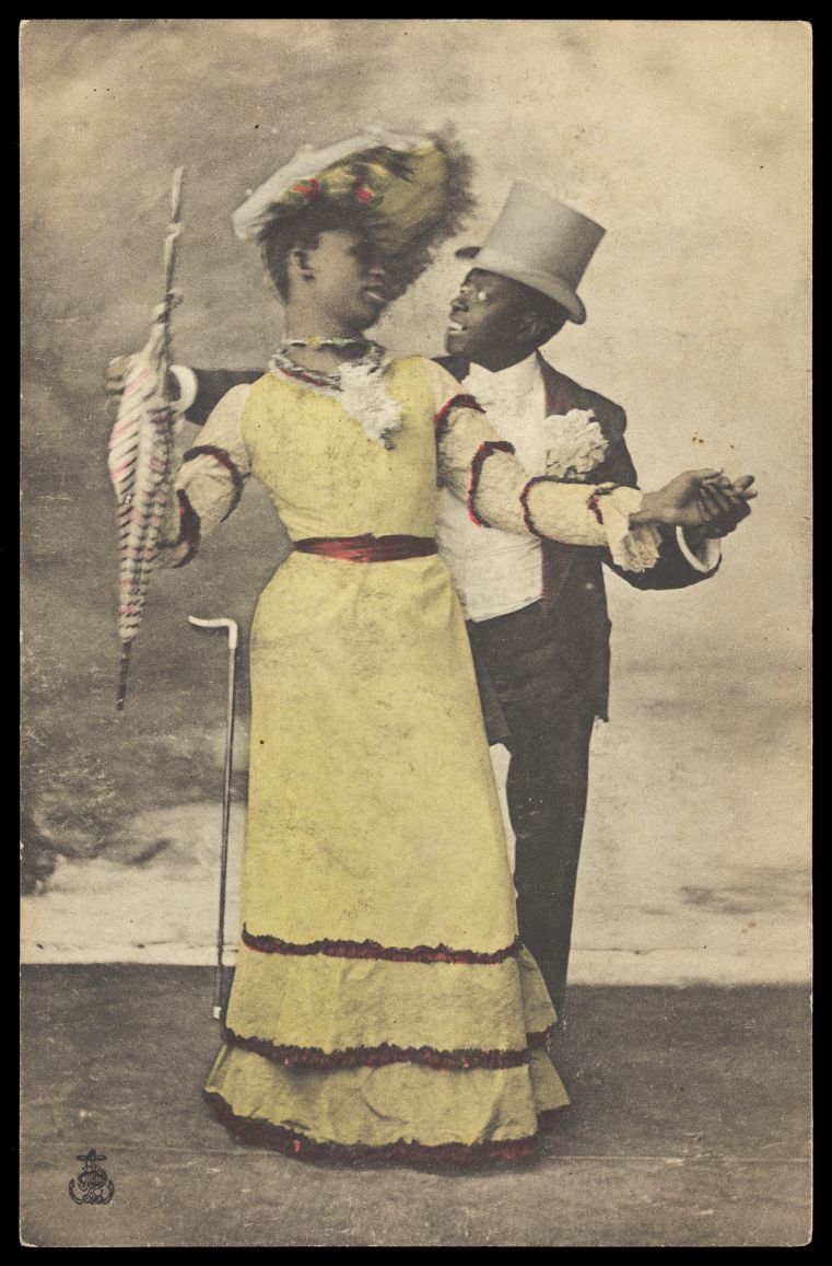 AmorousHistpod's tweet photo. 1903 photo from @ExploreWellcome's James Gardiner collection in an album named "drag".
The performers are possibly Charles Gregory & Jack Brown? They are performing the cake-walk.
1/3
#FlirtyFriday #DragQueen #20thCentury #1900s #HistoricPhoto #HistoryOfDrag #BlackHistory https://t.co/mTdhBqxE18
