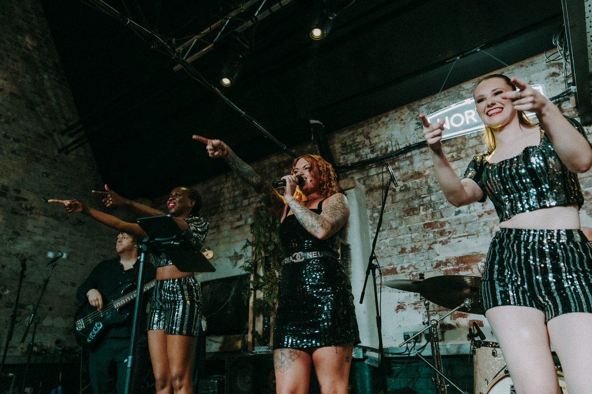 Reservoir5 are back tonight  with their fantastic live music show! Expect covers and the craic and more fabulous dancers! Live music, late-night DJs, perfect pints - you know we're your party pub!