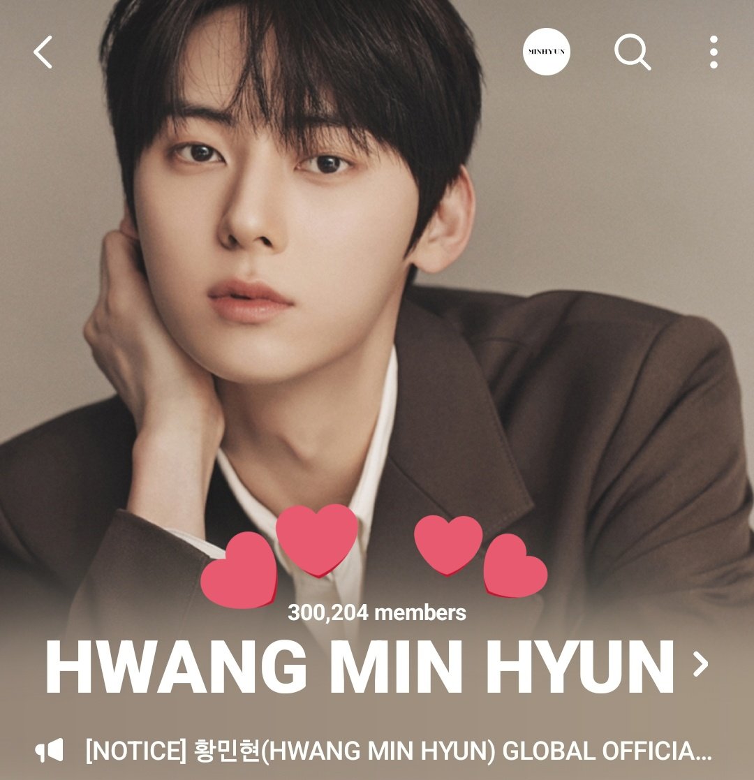 peachdo95's tweet image. Not only has Minhyun surpassed 300,000 community members on Weverse, but his community is also  the largest for both Male Solo Artists and Male Actors on weverse!