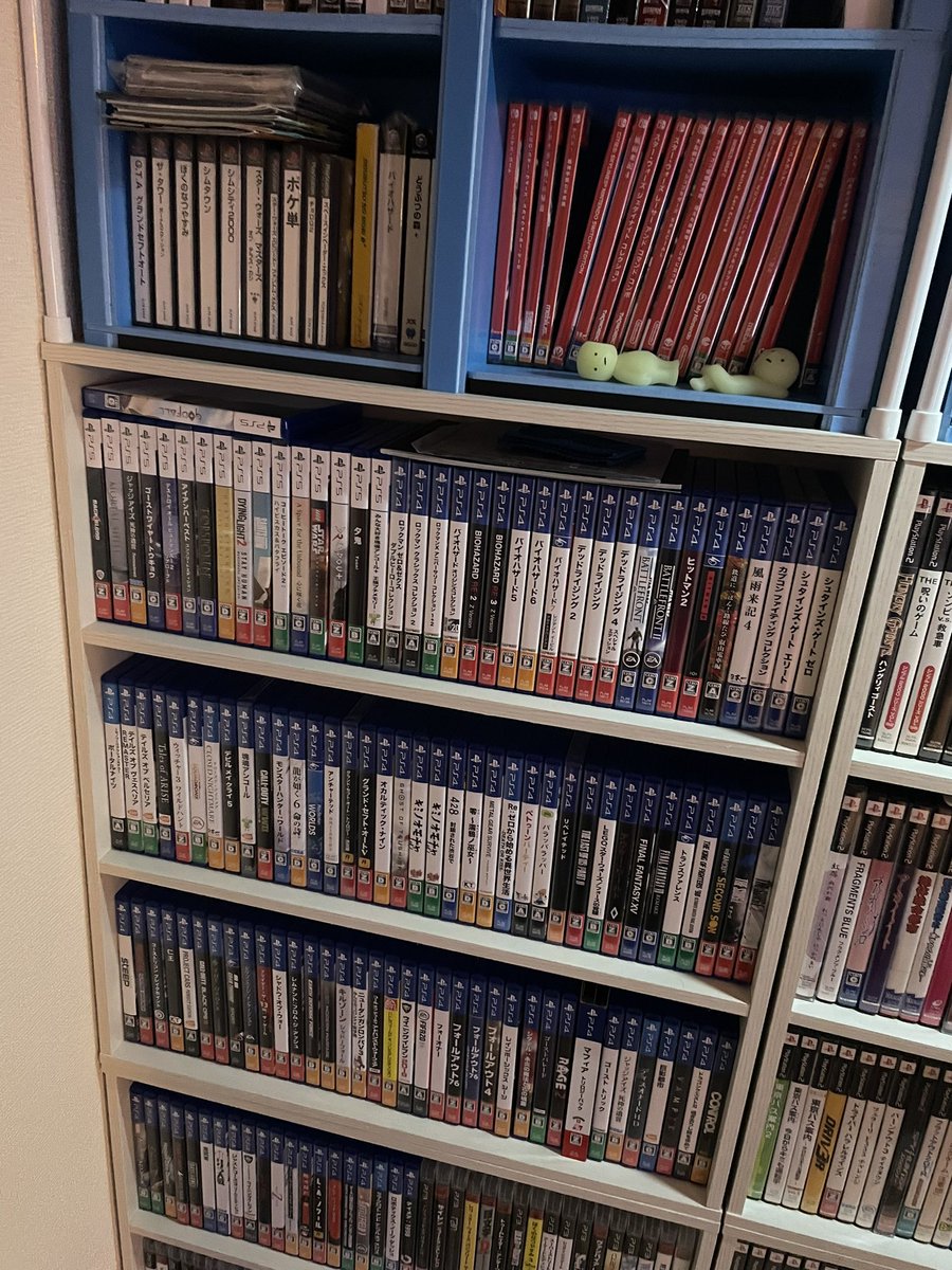ZmYNfCuEnJUxgEP's tweet photo. ゲーム棚を見ていましたが、未プレイな物が多く、未開封もたくさんです😓
昔はゲーム買うと夢中で説明書読んだり、徹夜でゲームしていたのに、今は積みゲーばかりです、、、😭
1週間くらいゲームに費やせる時間が欲しくなりますね😌

#ps2 #ps3 #ps4 #ps5 #Switch #xbox #3DS https://t.co/24O0wvVf6f