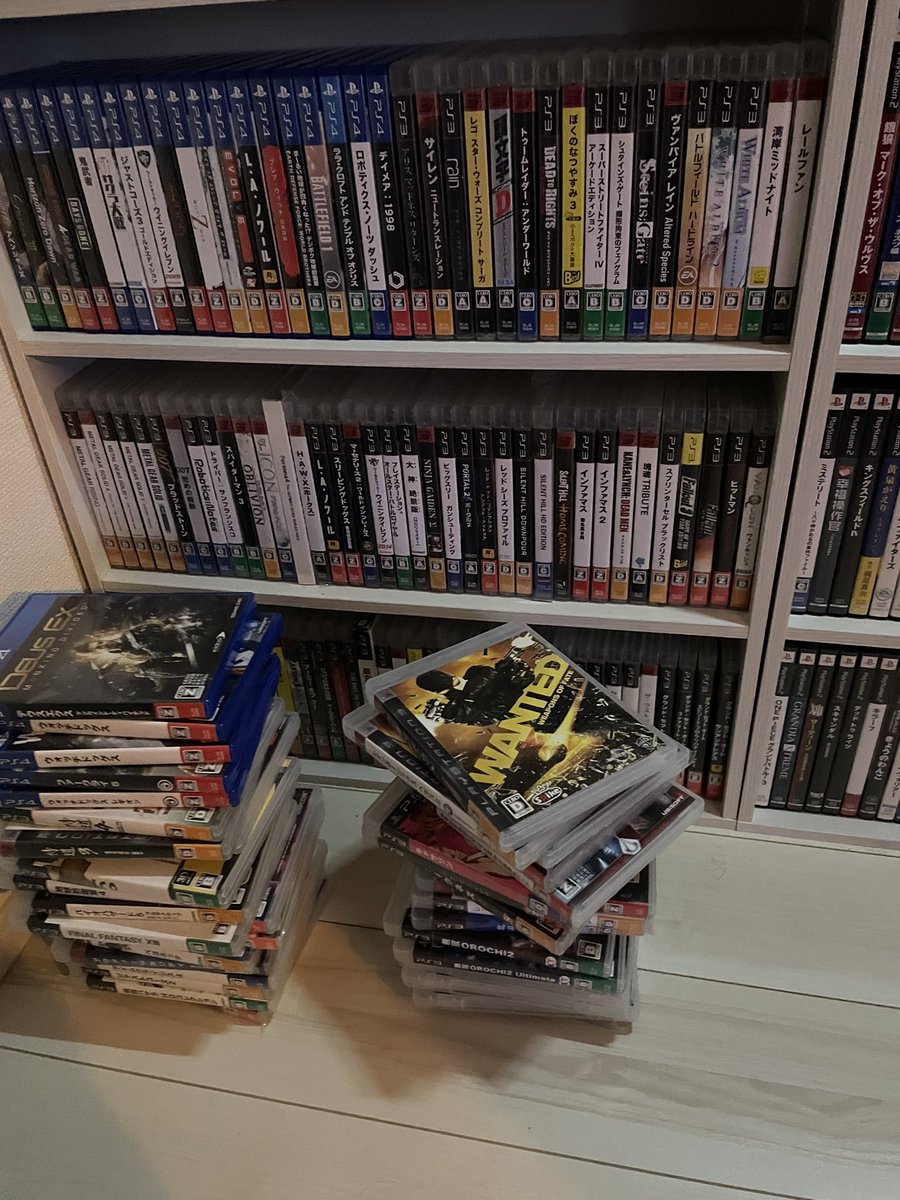 ZmYNfCuEnJUxgEP's tweet photo. ゲーム棚を見ていましたが、未プレイな物が多く、未開封もたくさんです😓
昔はゲーム買うと夢中で説明書読んだり、徹夜でゲームしていたのに、今は積みゲーばかりです、、、😭
1週間くらいゲームに費やせる時間が欲しくなりますね😌

#ps2 #ps3 #ps4 #ps5 #Switch #xbox #3DS https://t.co/24O0wvVf6f