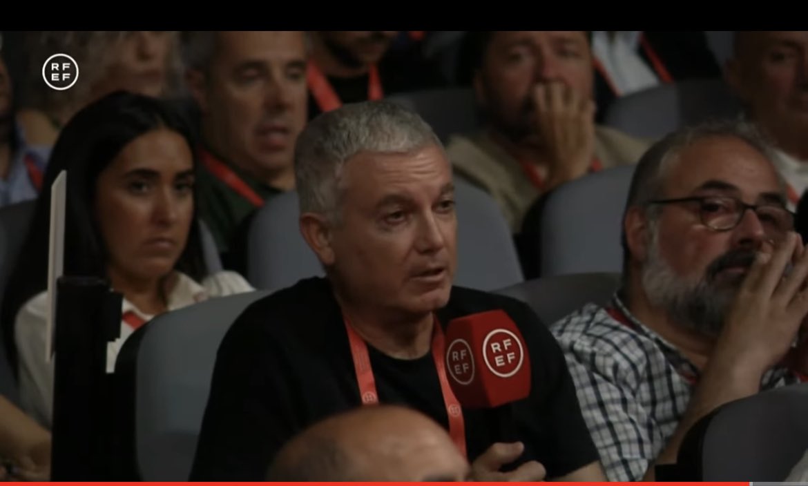 No representáis al colectivo de entrenadores y jugadores NO profesionales. 
<a href="/uesants/">UE Sants</a> <a href="/FCF_CAT/">Federació Catalana de Futbol</a> <a href="/rfef/">RFEF</a> <a href="/D3Esportiu/">Districte Esportiu</a> <a href="/gencat/">Generalitat de Catalunya</a> <a href="/UeSantsFemeni/">UE Sants Femení</a> <a href="/La_SER/">Cadena SER</a> <a href="/partidazocope/">El Partidazo de COPE</a> <a href="/bcn_ajuntament/">Ajuntament de Barcelona</a> 
<a href="/danaeboronat/">Danae Boronat</a>