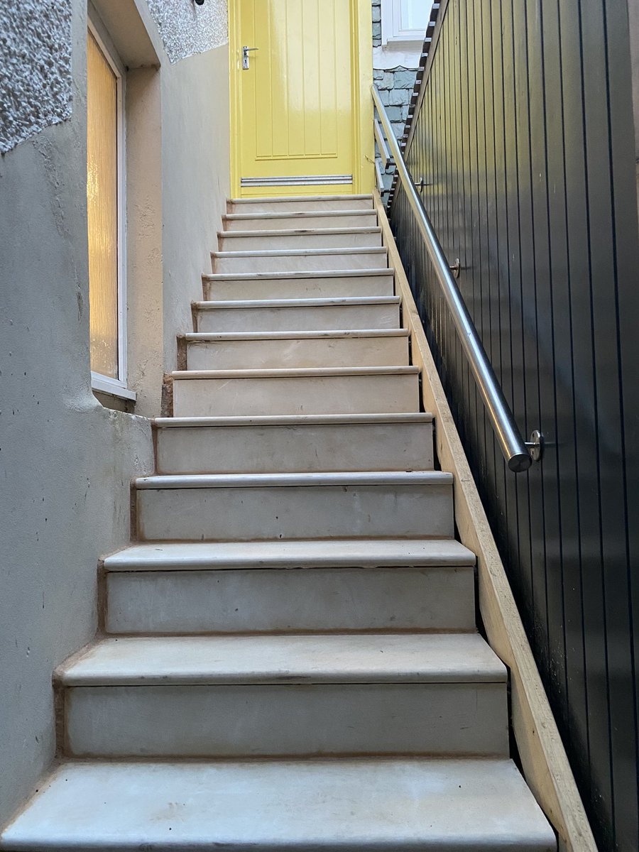 New stairs this week! #improvements #localtrades #upgrade #refresh #entrance #firstimpressions #holidayapartment #luxuryliving #coast #stayalberoeyemouth #bookyourstay