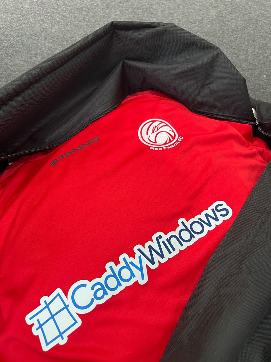 RedFalconMenFC's tweet image. 🎉 Exciting news! The wait is over as Kit has officially arrived! 🙌 A huge shoutout to @kitcoteamwear for teaming up with @RedFalconJFC and @RedFalconWomen

Special thanks to @CaddyWindows new kit..!

Roll on our 1st league match on 2nd Sept! 🔥⚽️ #RedFalconFC #NewKitDay #UTF