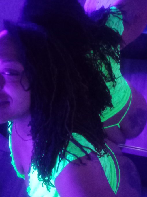 Cheek to Cheek 😉😉😉 Happy Friday!! https://t.co/q3GYXDQEiE<a href="/tag/need"class="tags"><span>#need</span></a>