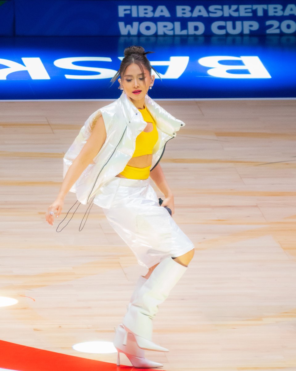 sarahgshots's tweet photo. 📸 @JustSarahG 

POPSTAR ROYALTY WORLDCUP
SARAH G FIBAWC
#SarahGeronimoWinForAll https://t.co/12pRuvFsKE