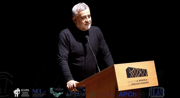 Hito Histórico. : el día de ayer, en el contexto de la conmemoración d los 50 años del golpe, x primera vez, diversas instituciones y grupos psicoanalíticos, hacen actividad conjunta , para analizar las consecuencias psíquicas d los 50 años. Excelente evento! Vía <a href="/floresjuan/">JUAN FLORES R.</a> ✊🏼💜