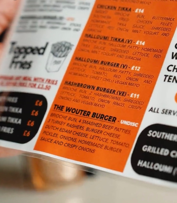scfc1926's tweet photo. @stokecity Undisclosed price with Dutch Edam cheese😂 bravo admin you have been on 🔥 this window👏🏻 🔴⚪️ #SCFC #wouterburger https://t.co/AiDZKbmsyf