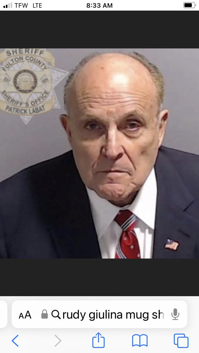 jsdr54's tweet photo. How a mug shot should look like, Stick it to the Fani https://t.co/LXQcoiCWIA