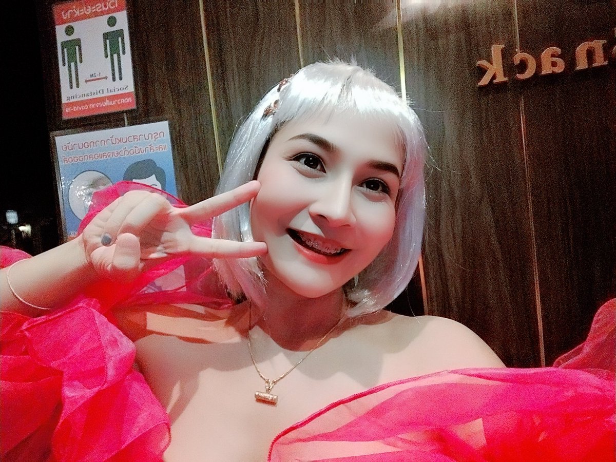 XphiS58631's tweet photo. น่ารักในแบบบ้าๆ ดีกว่าบ้าละไม่มีความน่ารัก😂 https://t.co/OKsOnKfbWx