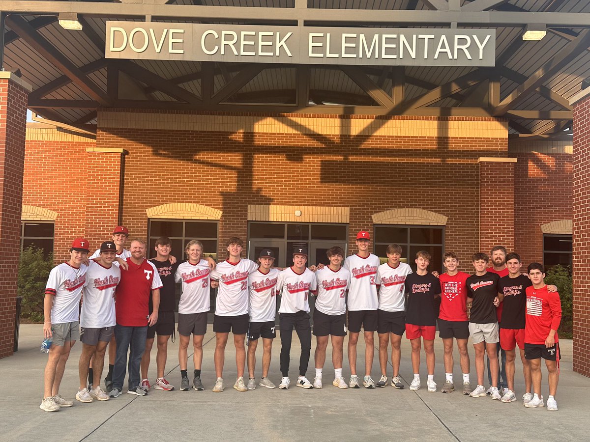 Great to see all the smiling faces on the students at Dove Creek Elementary this morning!!

Thank you to the DCES staff for allowing our program to come out and be a part of the day.

#BuiltDifferent
#TitanTUFF