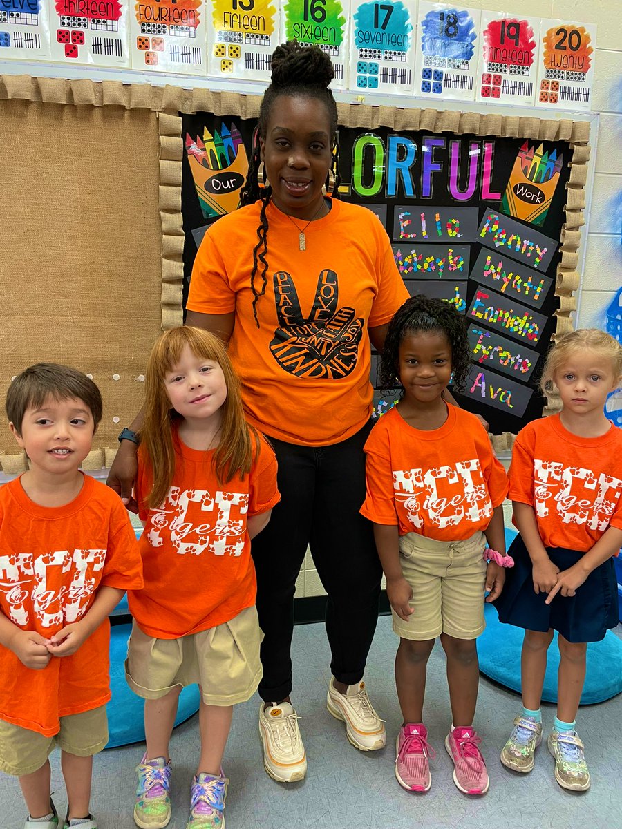 We are UNITED at TCE!!🧡 #unityday #bekind #wearorange @LibertyCoSchool @Tigers_TCE @GilmoreKenyatta @kellyedgington5 @tgallob_tce