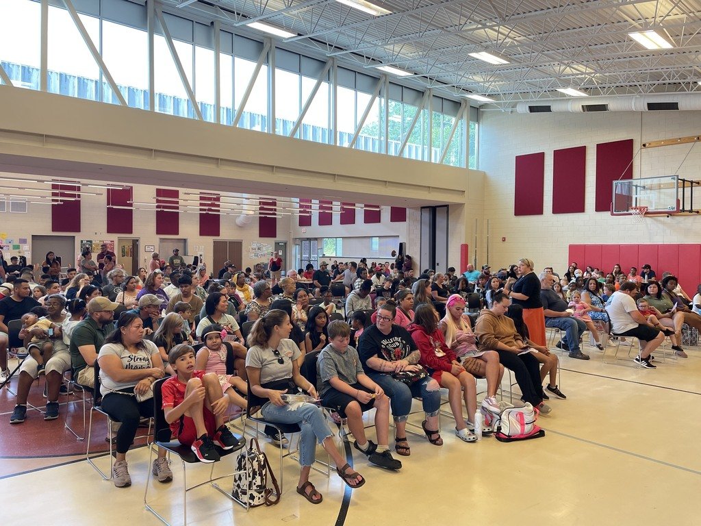 NCCSschools's tweet photo. Our elementary schools also welcomed new and returning students at open house. At South Newton, students met their teachers and parents received important information about this school year. We can't wait to start the school year! #whatdoesyourdashmean https://t.co/j86hXqkM3l