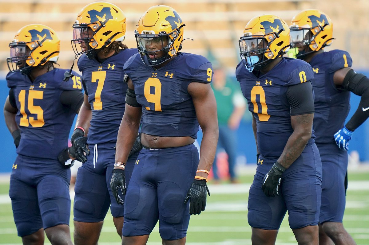 CKennedy247's tweet photo. Good morning.

Some #analysis from last night:
It’s still objectively hilarious this is McKinney’s linebacker corps.

And if you somehow get past these four, there’s a five-star safety waiting behind them.

Watching this defense is incredible. #WAWG〽️ #TXHSFB https://t.co/MW2Ald1htr