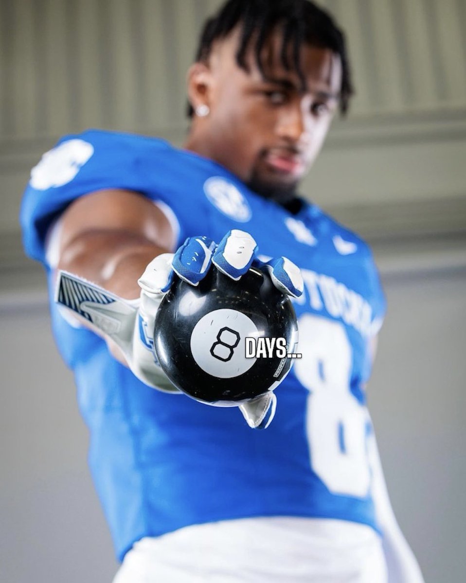 FlemFlam_'s tweet photo. 8️⃣ more days…
@IzayahCummings
#8
@octaviousoxend1
#BBN #GoBigBlue #GoCATS #KentuckyFootball #CountdownToKickoff #KBcountdown https://t.co/QO2yadPz3B