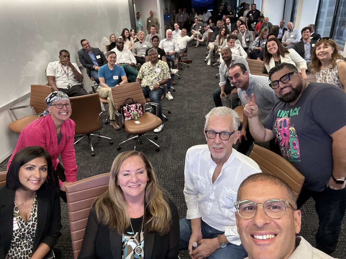 unstucklabs's tweet photo. 🚀 Epic meetup night with our friends at Founder Institute at Unstuck Labs! Over 100 innovators from Philly, Baltimore &amp; beyond dived deep into AI &amp; startups. Deals sealed, co-founder matches made. #StartupCity 

Follow us and download the app for info on the more events. https://t.co/GxCKKFYqKx
