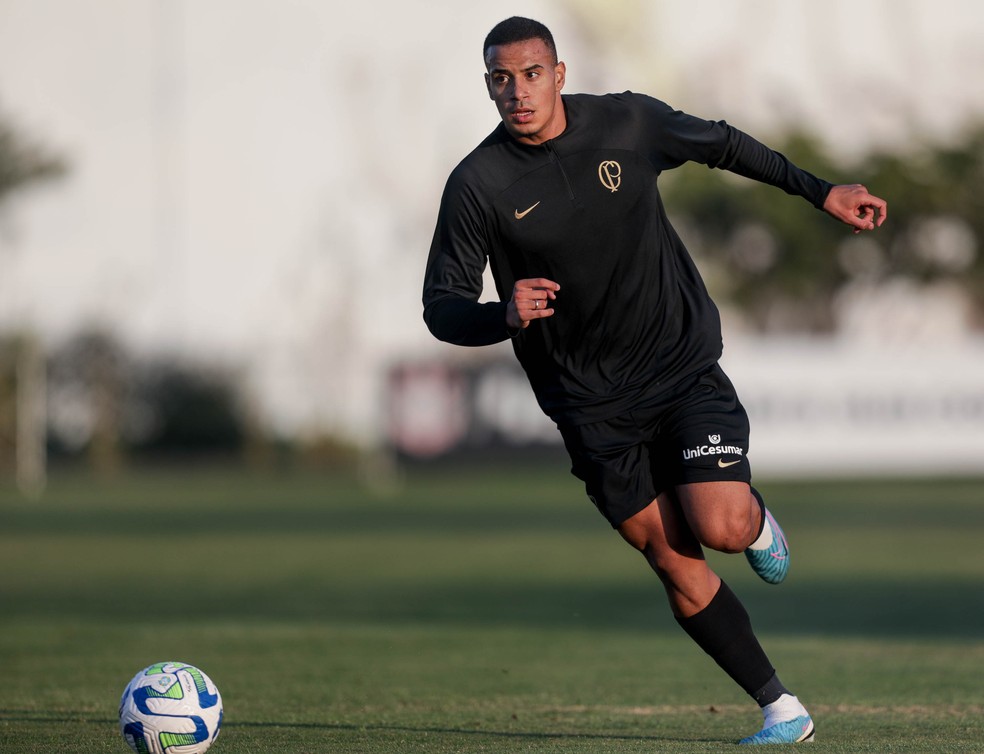 povotime1910's tweet photo. 🚨🚨🚨 | O Corinthians aceitou a proposta do Nottingham Forest por Murillo.

A oferta da equipe inglesa foi de 13M€ + 3,5M€ em bônus, totalizando 16,5 milhões de euros (cerca de R$ 87 milhões).

🗞 [@jorgenicola]
📸 [Rodrigo Coca/Ag.Corinthians] https://t.co/IfJl5nqeS1