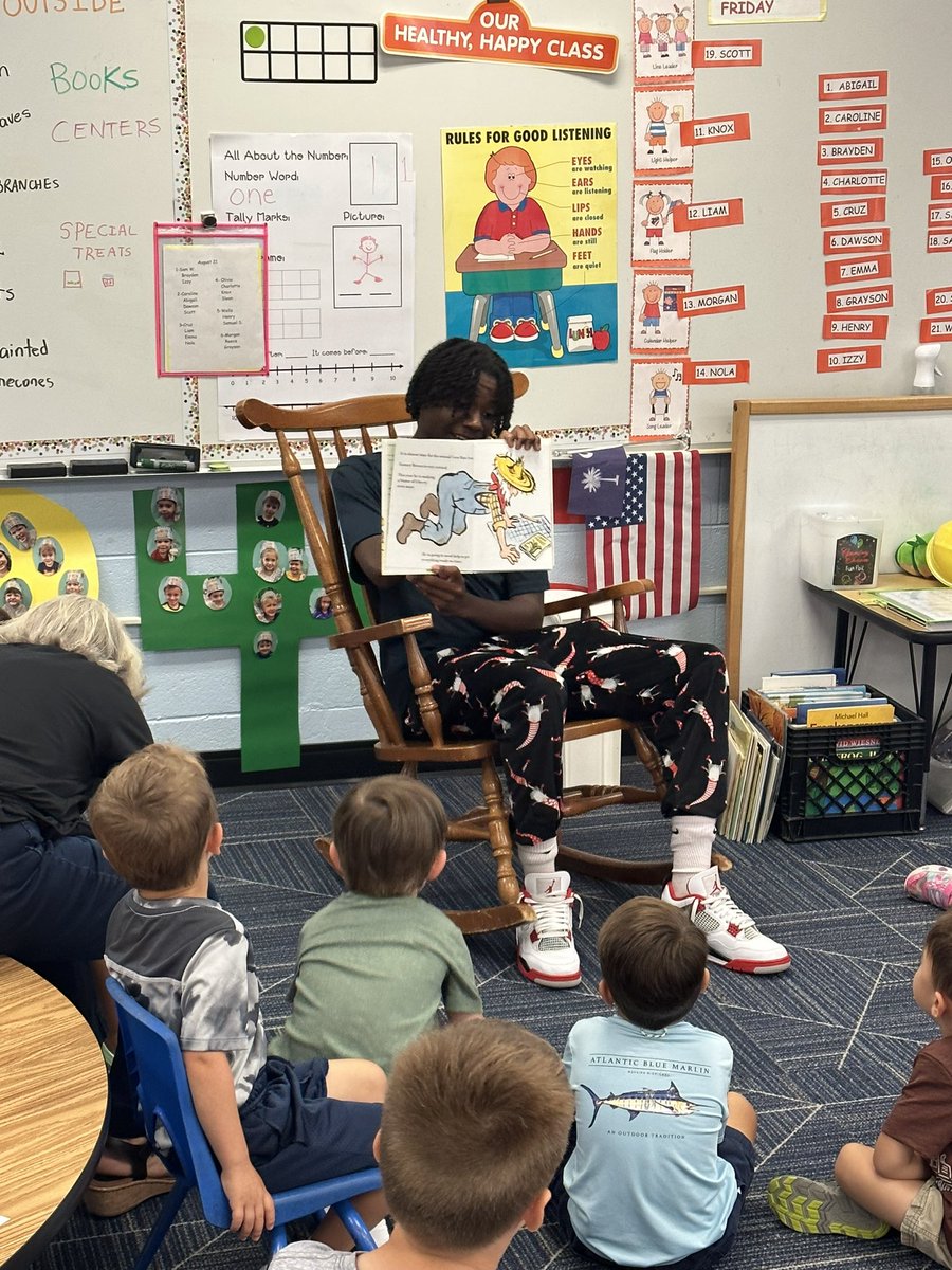 Karis Murphy getting us started this Friday doing an awesome job reading to our CHS pre-k class! @tkviews1000 @CloverHighHoops @cloverhighcte