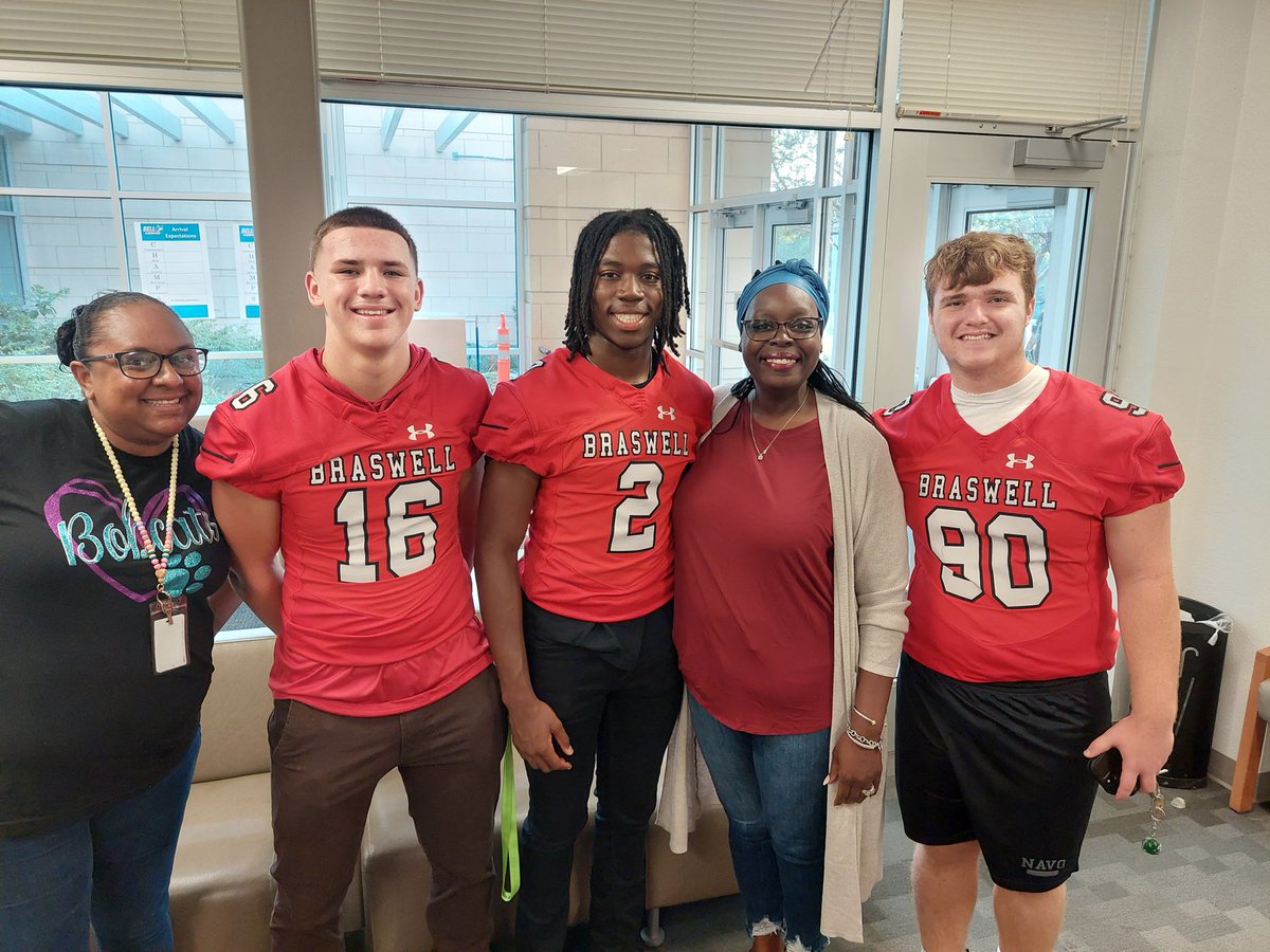 Good morning,

Our BraswellBengals went to Bell Elementary to meet and greet the Bobcats # future Bengals this morning.  It was great. 

# KEEP CHOPPING