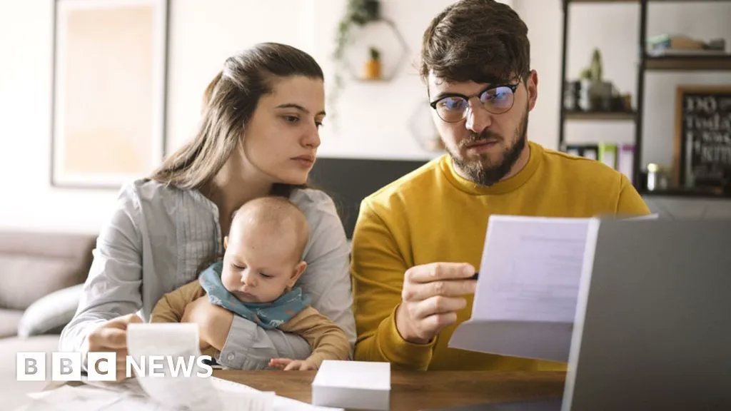 JamesRaeHeating's tweet photo. Happy days! Energy bills predicted to drop in October https://t.co/4AQPiifluc https://t.co/Oo21el66zg