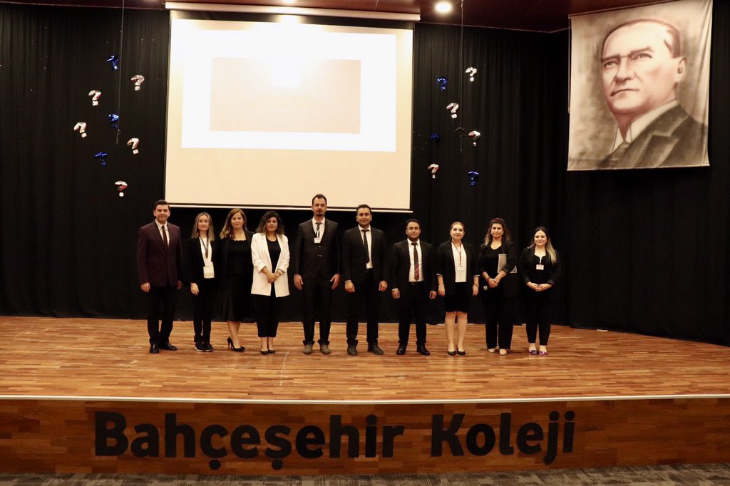 BahcesehirGA's tweet photo. 2023-2024 eğitim öğretim yılı 8. sınıf velilerimize yönelik LGS süreciyle ilgili bilgilendirme toplantımızı gerçekleştirdik.
Katılımlarından dolayı velilerimize çok teşekkür ederiz. 

#bahçeşehirkoleji💙❤️ https://t.co/BL8J0kESx9