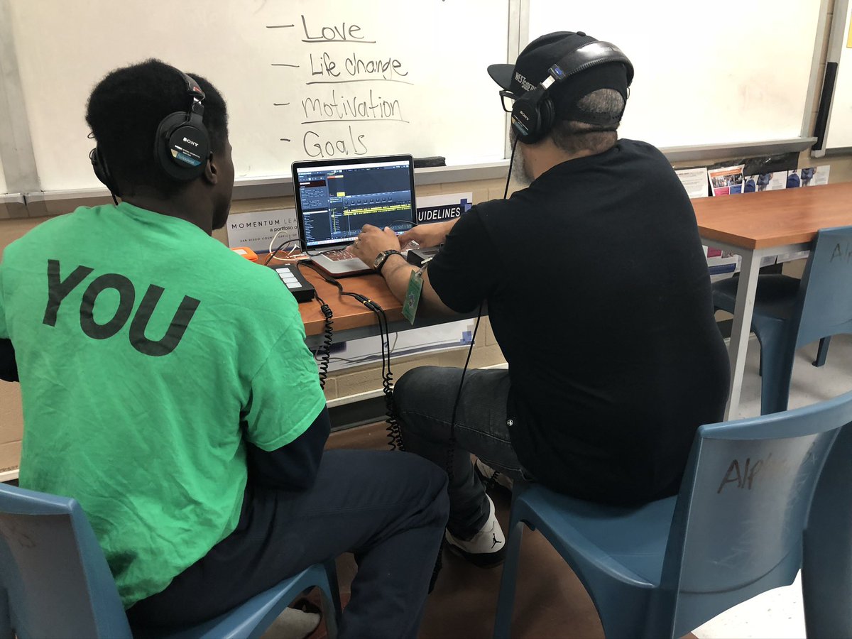 David's Harp Found. tweet media