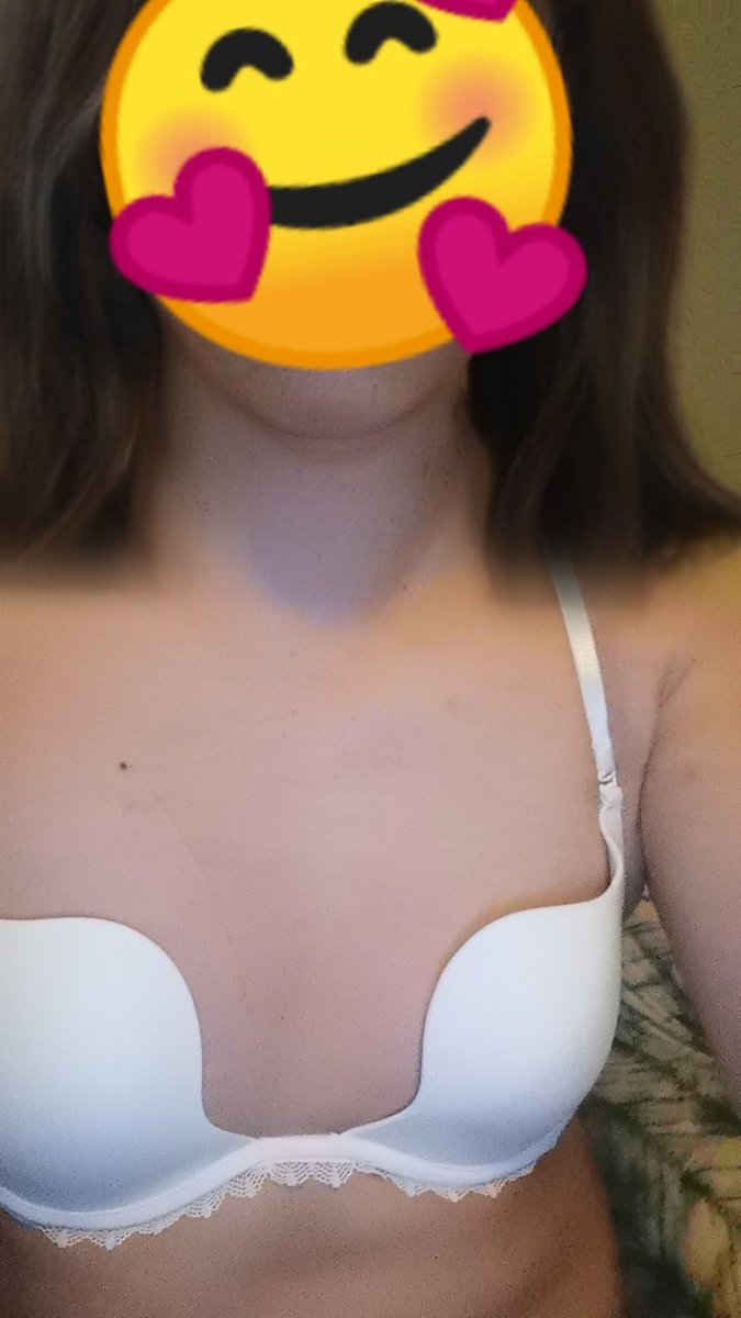 abbyspreads's tweet photo. wished I had bigger boobs
#cd #trans #crossdressers #mtf #boytogirl  #femboy  #伪娘 #女装 #男の娘 https://t.co/7FprrbHi9z