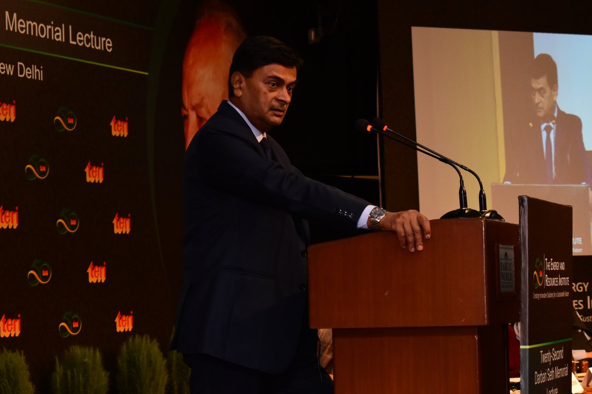 teriin's tweet photo. Noting the ambitious targets that India has set for itself, the Minister emphasised on the laudable progress that the country has and continues to make to reduce its #EmissionIntensity and #CarbonFootprint. https://t.co/9U3FFNG79G