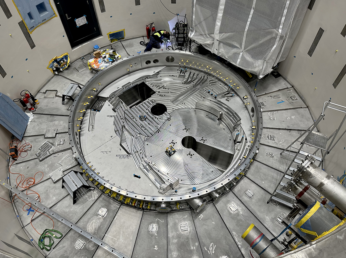 essneutron's tweet photo. πΈ Picture of the week! All shielding in place! The #ESS Target Monolith is ready for the installation of major technical components - such as the Target Wheel and the Moderator/Reflector. #ESSRoadToScience https://t.co/FXhXfbJs9R
