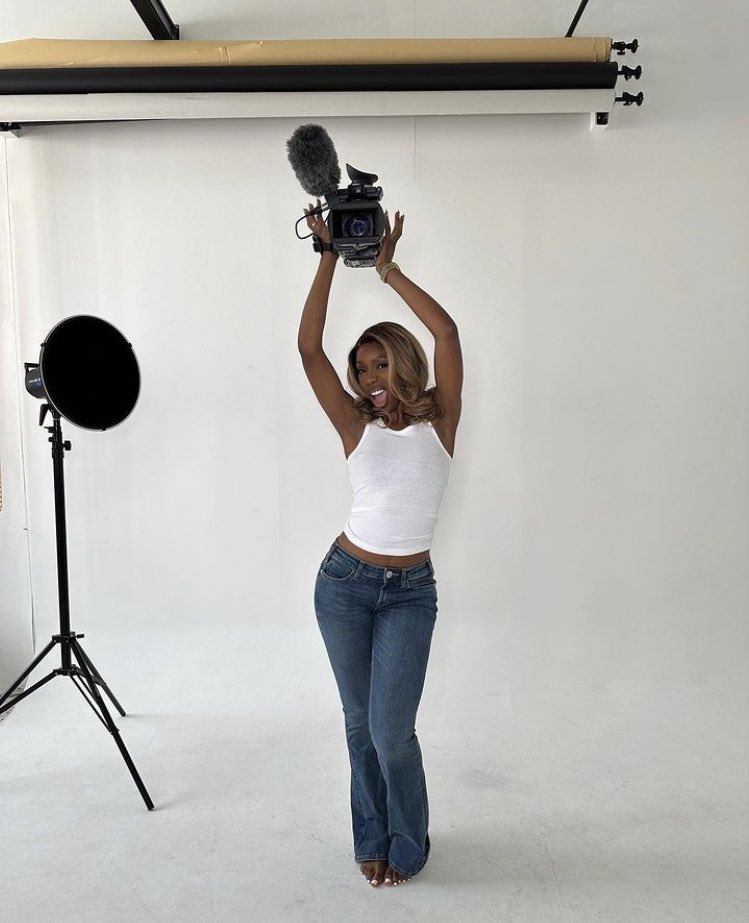 With Regards, BW tweet media