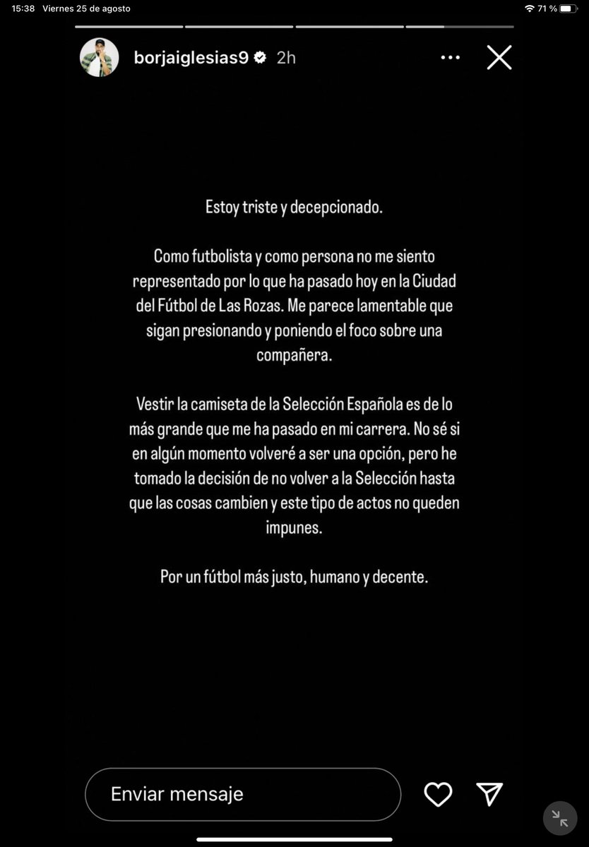 anperpez12's tweet photo. Personas con cabeza gracias https://t.co/T1Nw4Pu6lD