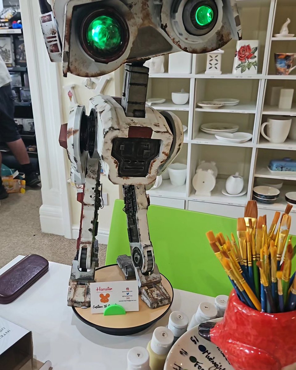 HamsterPrints's tweet photo. Finally finished BD-1! Painted and changeable LED lights at the back of the head and the two eyes. #StarWarsJediSurvivor #starwars #bd1 #3Dprinting #3dprints https://t.co/anuS84jaW1