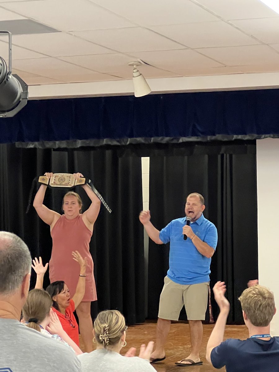 JenniferBrobjo1's tweet photo. New champ ⁦@LynnhavenMiddle⁩ ⁦@LynnhavenKramer⁩ https://t.co/br9wnR9hSj