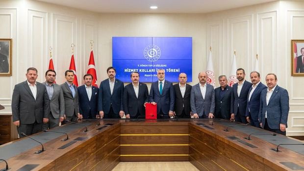 memurhakkinda's tweet photo. Memur-Sen, Kamu Görevlileri Hakem Kurulu'na başvurdu. https://t.co/TFtaAhK1AD