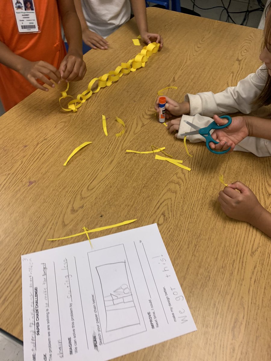 The longest paper chain challenge. Oldie but goodie. ⏰ ✂️ 📄🔗 #designprocess #teamwork #STEMlife <a href="/CElizabeth_Lara/">Elizabeth Lara</a> <a href="/MrMike_Snead/">Michael Snead</a> <a href="/hayscisdSTEM/">Hays CISD STEM</a>