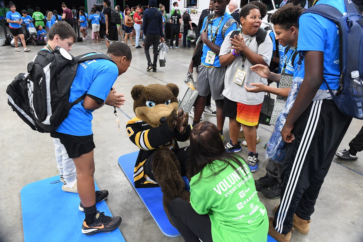 Earlier this week, 3⃣0⃣0⃣0⃣+ students attended our 12th annual Back-to-School Celebration where we helped provide backpacks, school supplies, winter coats and so much more for the upcoming school year! 🎒 

#B2SBoston x #DoingTheMostGood