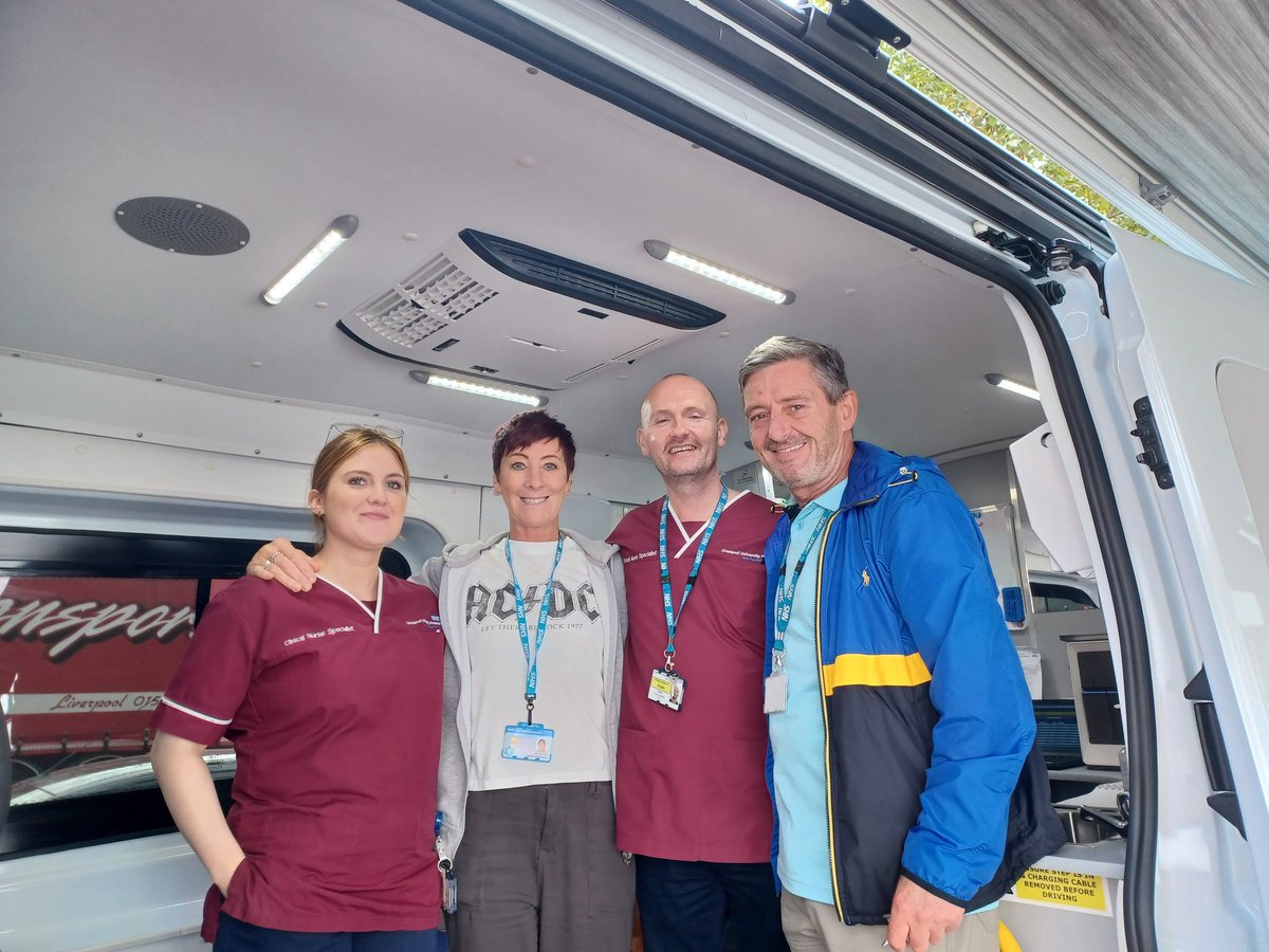 NeilHepCTrust's tweet photo. Great testing wvent today with the @NHSEngland @HepatitisCTrust @CGL_Sefton @seftoncouncil in Bootle testing and fibroscanning #HepC #GetTestedGetCured https://t.co/EOp229aGPb