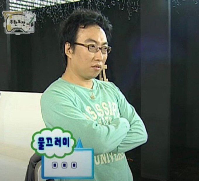 초코 tweet media