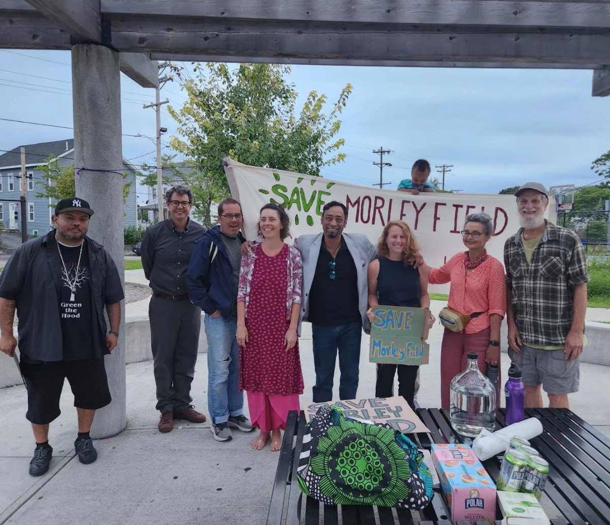 JenStewartRI's tweet photo. @JedThorp #SaveMorleyField
#EnvironmentalJustice
#ParksNotParkingLots https://t.co/bUsrlmFfNR