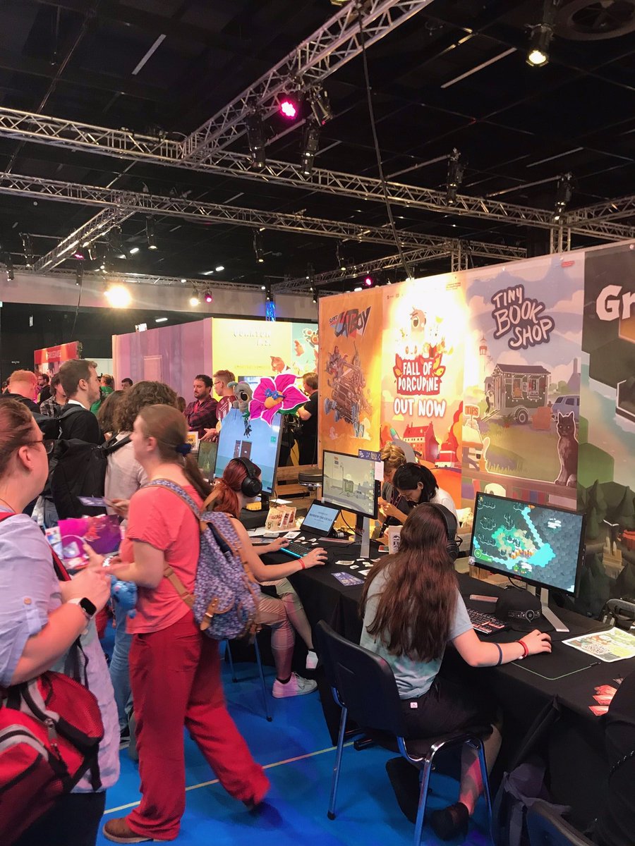 Lidt stemningsbilleder fra <a href="/gamescom/">gamescom</a>! God fredag derude! 👾🎮🖥️