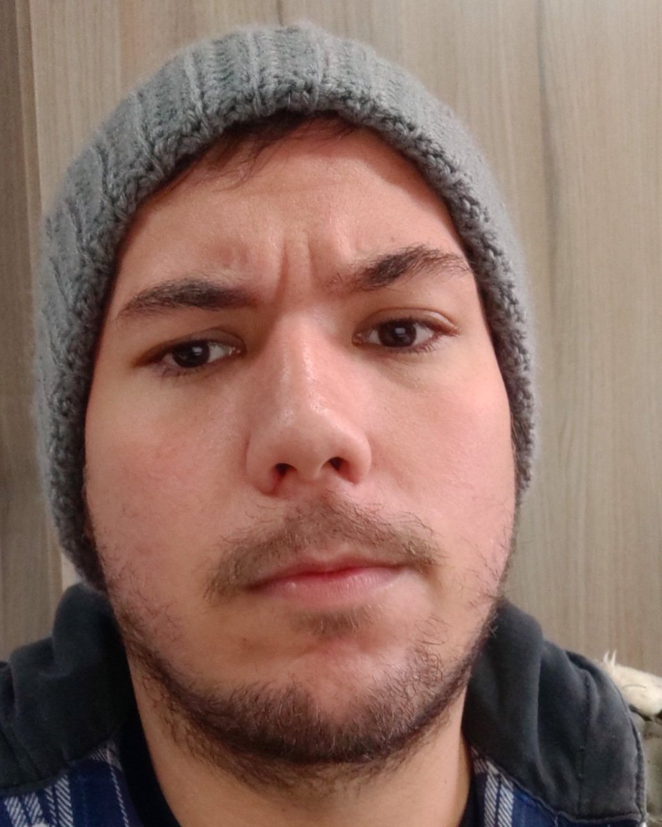 AnderWolfein's tweet photo. A última selfie é você por fora, o último meme é você por dentro https://t.co/sqiDHRhzw5
