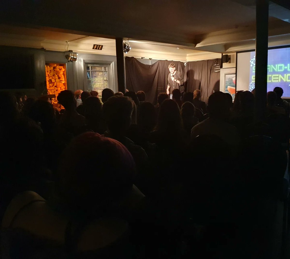 StandUpScience tweet media