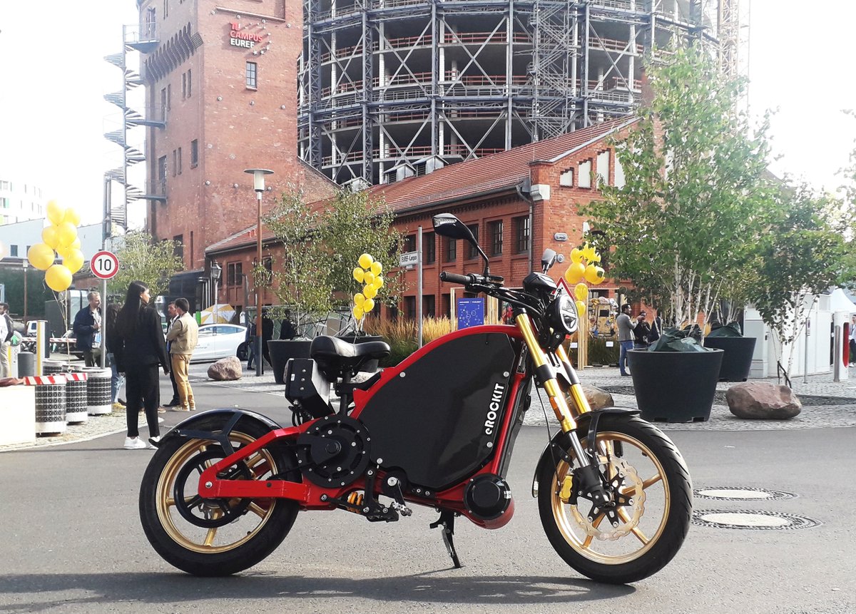 eROCKIT_Bike's tweet photo. Anmelden! #eROCKIT bei #ICNC2023 by #Hubject #Berlin @EUREF-Campus. Treffen Sie unsere Keynote Speaker Andy Zurwehme (Grรผnder & Chairman eROCKIT AG) & Tushar Choudhary (CEO @MotovoltIndia) Free-Tickets: https://t.co/UCVFUNJAUH #emobility #innovation #ebike #technologie https://t.co/ERhiacizA7