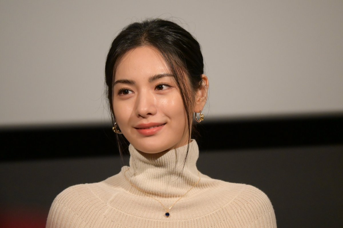 axdv12345's tweet photo. 임나나 'AFTER SCHOOL' Nana           

영화 자백 ���대인사           

2022년 11월 13일 https://t.co/UA1Pwbc5tF