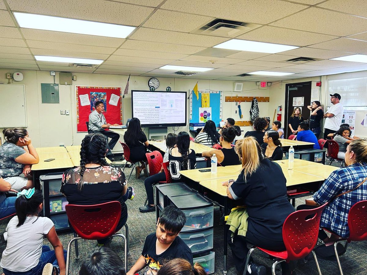 LavalandProud's tweet photo. Great things are happening at Lavaland this year! We are kicking off a new literacy initiative that will help our Lavaland Scholar’s become better writers and readers. Thank you to our families for joining us in taking this step! #WeLavaYou #LetsLookAtLavaLiteracy #LavaLiteracy https://t.co/RRf0DlmNzV