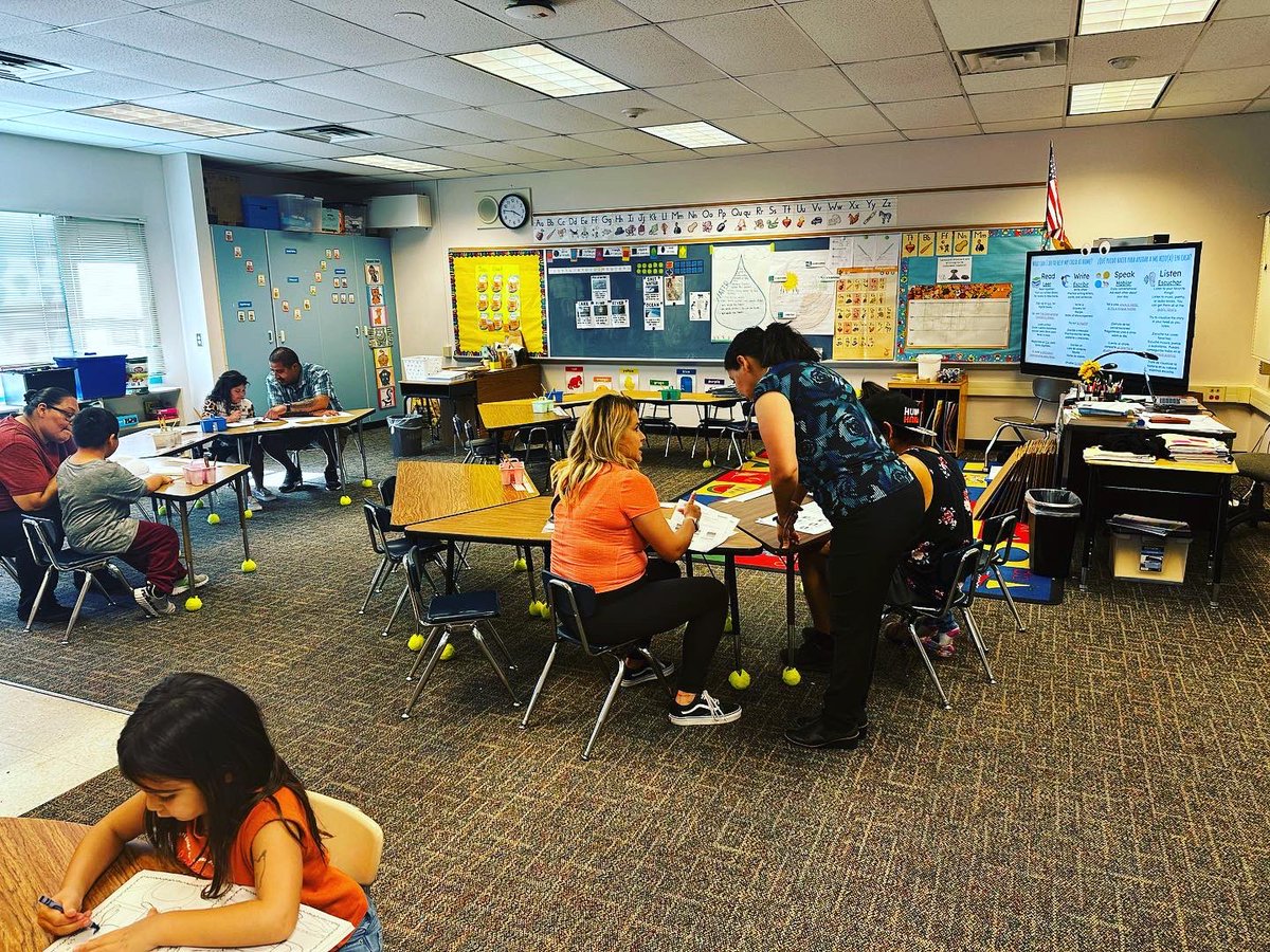 LavalandProud's tweet photo. Great things are happening at Lavaland this year! We are kicking off a new literacy initiative that will help our Lavaland Scholar’s become better writers and readers. Thank you to our families for joining us in taking this step! #WeLavaYou #LetsLookAtLavaLiteracy #LavaLiteracy https://t.co/RRf0DlmNzV