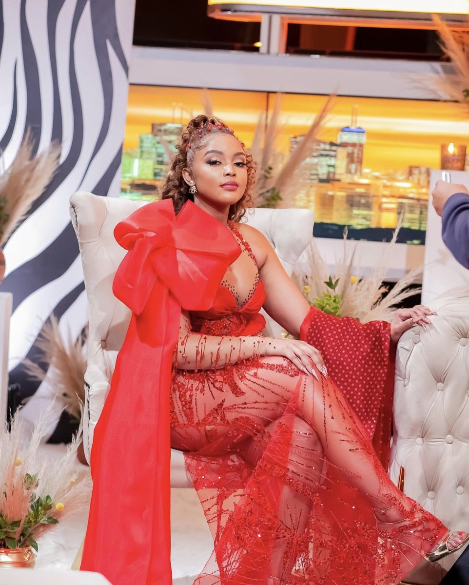 nonoevents's tweet photo. The Real Housewives of JHB
#RHOJs3 #RHOJReunion #RHOJReunionDeco #RHOJs31Magic #TVProduction #TVShowDeco
Thank you @TheeSonia @SoniaMbeleFilms @1MagicTV ๐
#Launch #WatchParty #Celebrations
#Deco #Candles #Flowers
#NonoEvents https://t.co/MaxvguDZSh